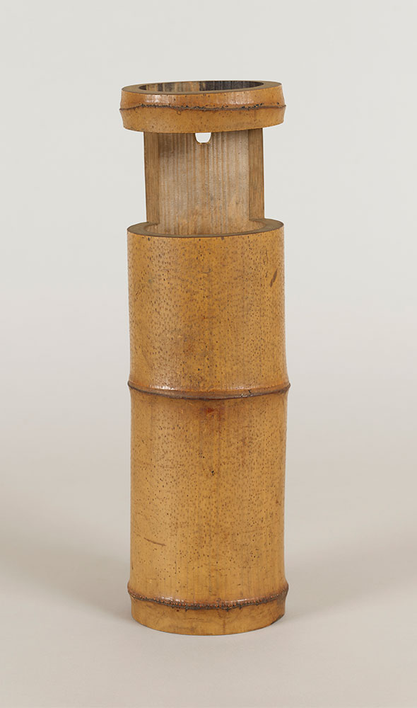 59 竹一重切花入 宗竺直書在判「八十翁 宗竺(花押)」