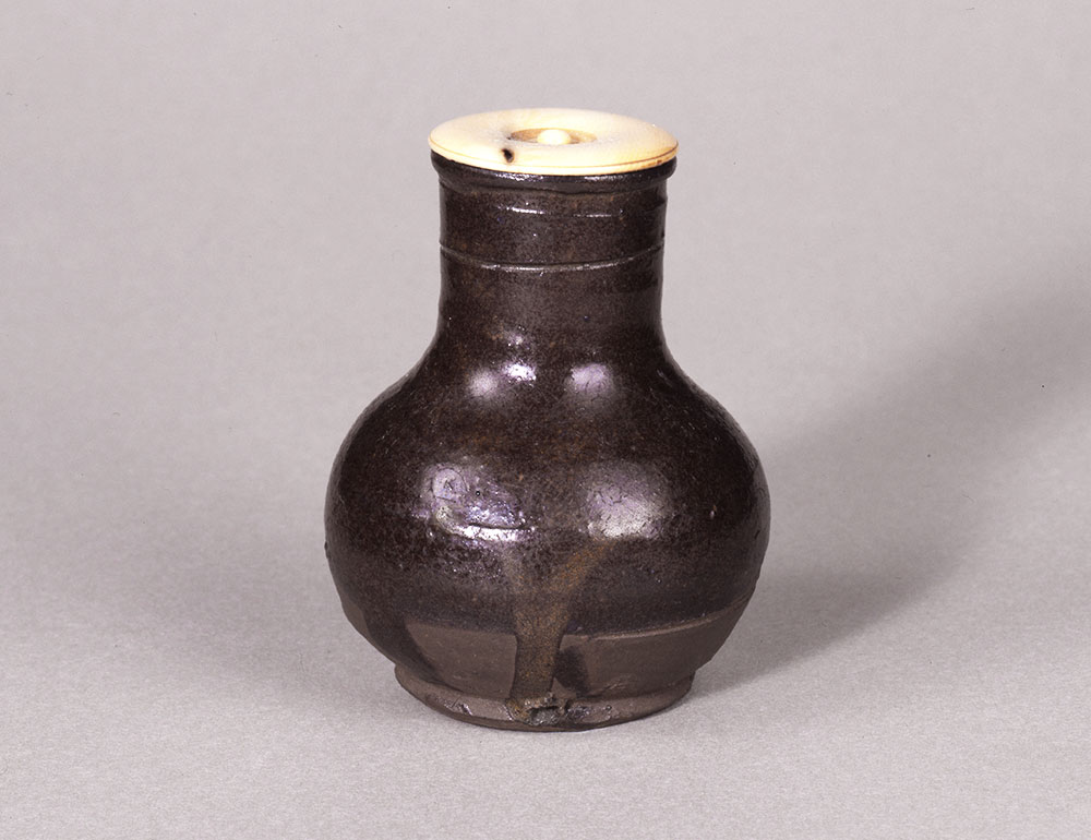 63 唐物鶴首茶入